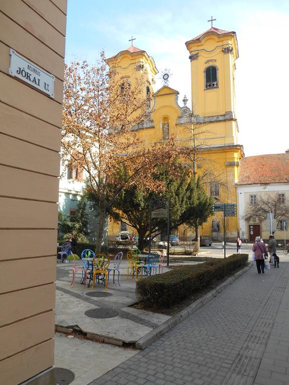 Appartamento Akos Apartman Eger Esterno foto